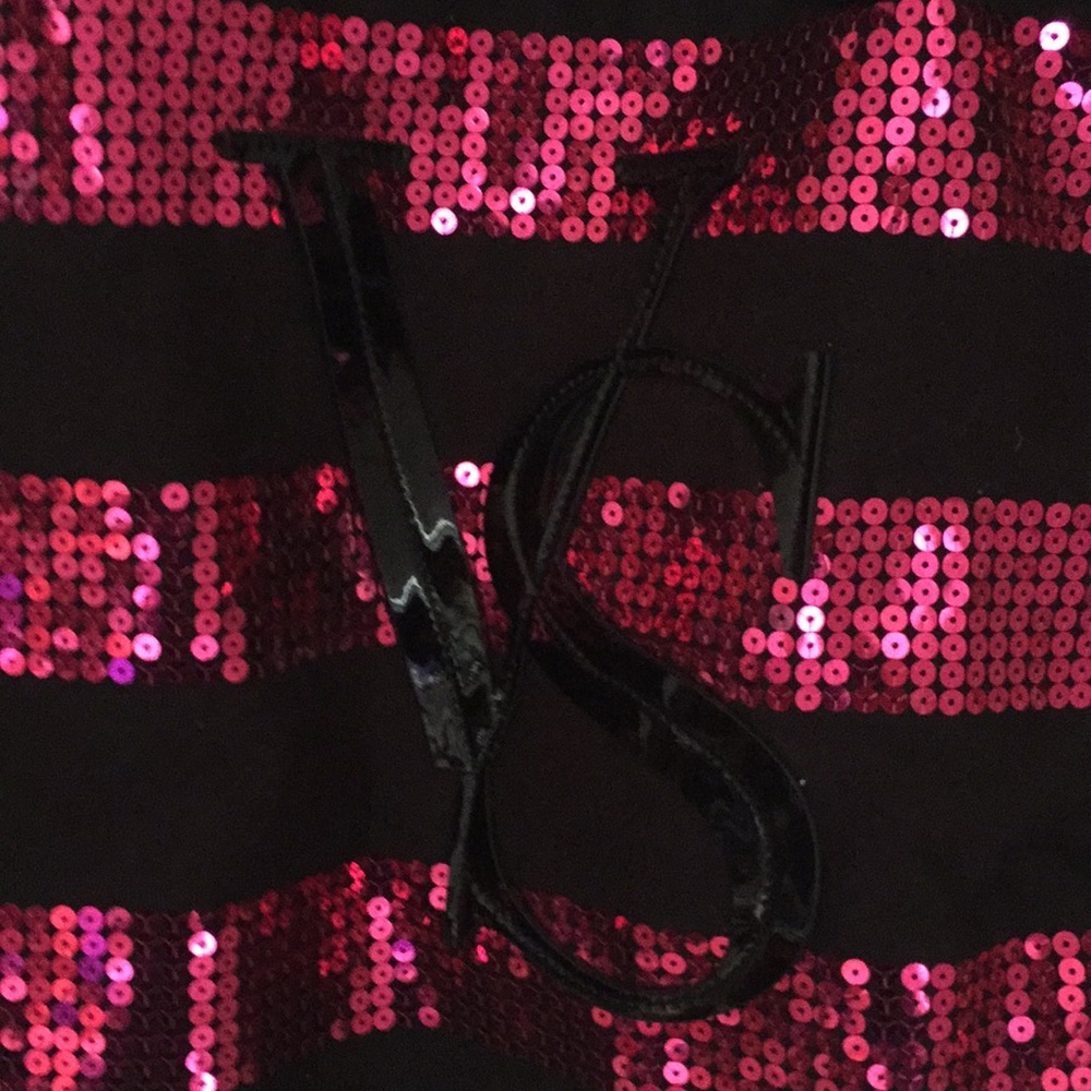 Victoria’s Secret weekender travel bag - Picture 4 of 4